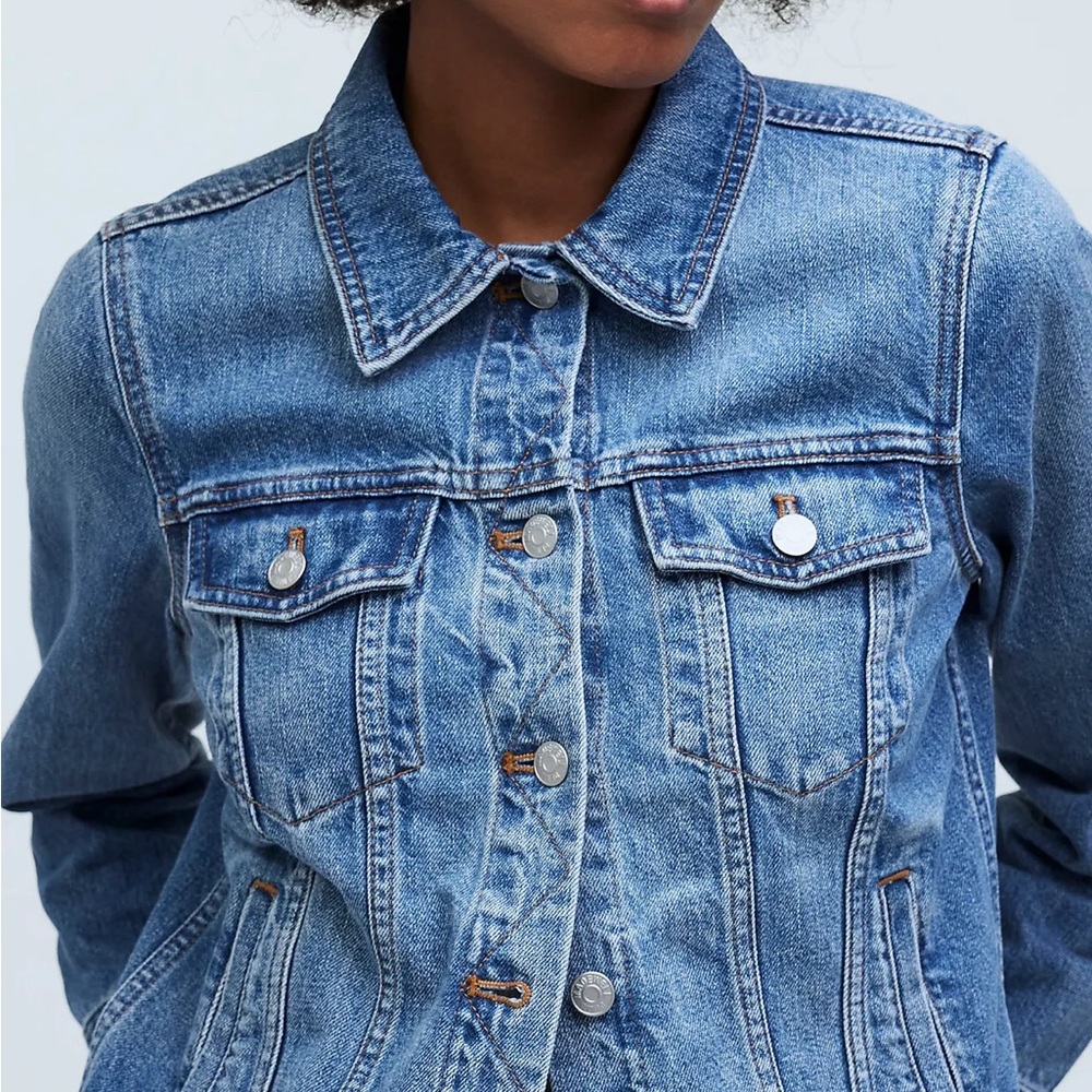 MADEWELL The Jean Jacket in Medford wash. Size Medium NWT